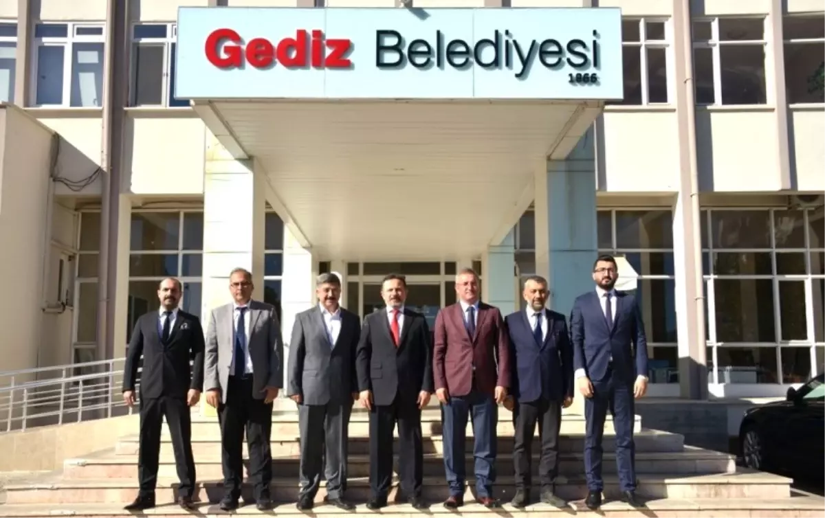 Rektör Gören\'den Belediye Başkanı Akçadurak\'a Ziyaret