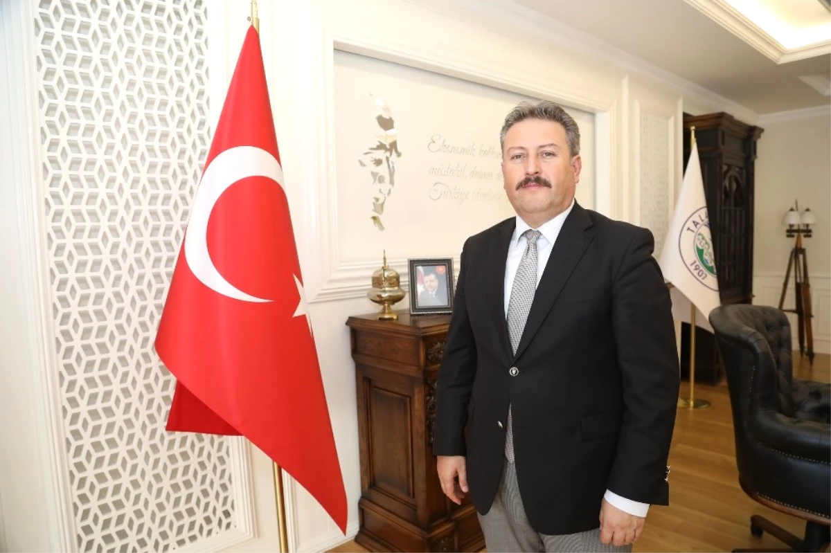 Talas\'ta Nuri Efendi Camii Tanıtımı