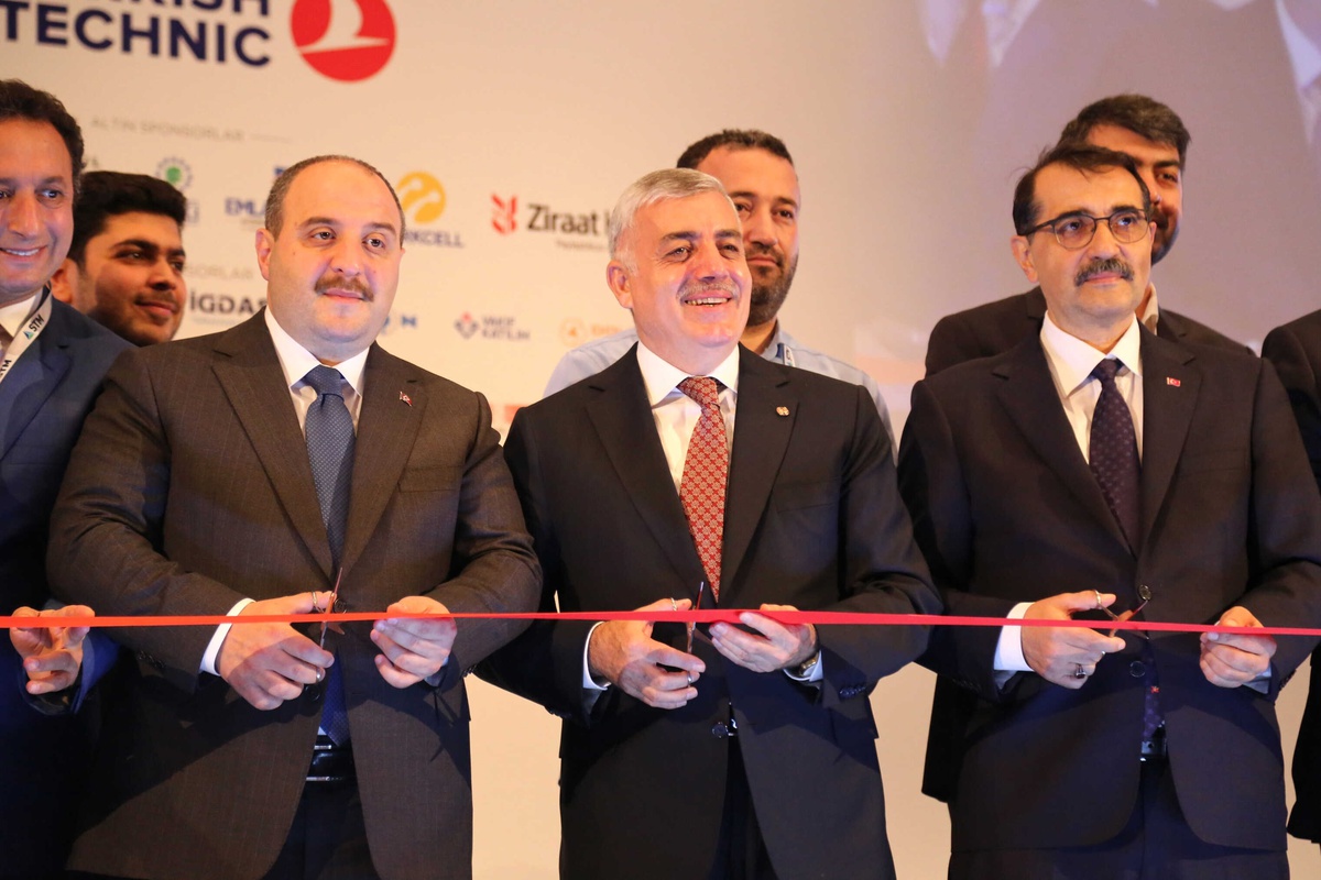 3. Ar-Ge & İnovasyon Zirvesi Ve Sergisi\'ne Yoğun İlgi