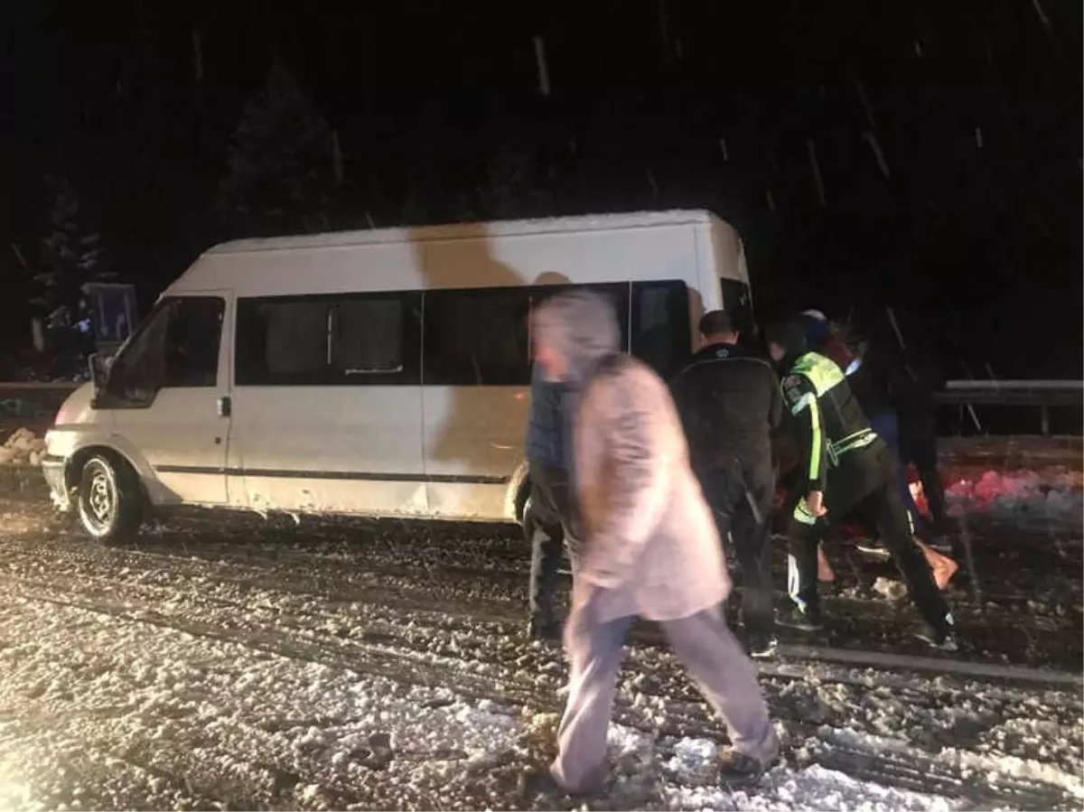 Antalya-Konya Karayolunda Ulaşıma Kar Engeli