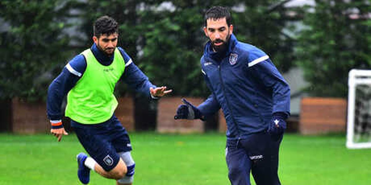 Başakşehir, Göztepe\'ye Top Kapma Çalıştı