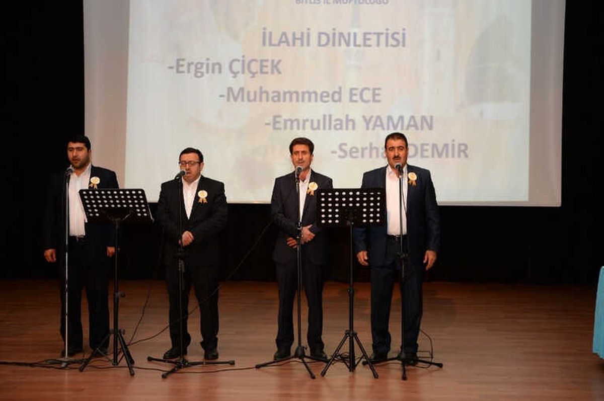 Bitlis\'te "Peygamberimiz ve Gençlik" Konulu Program