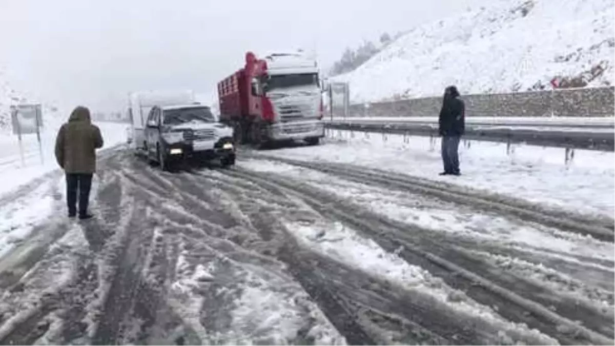 Kahramanmaraş\'ta Ulaşıma Kar Engeli - Kahramanmaraş