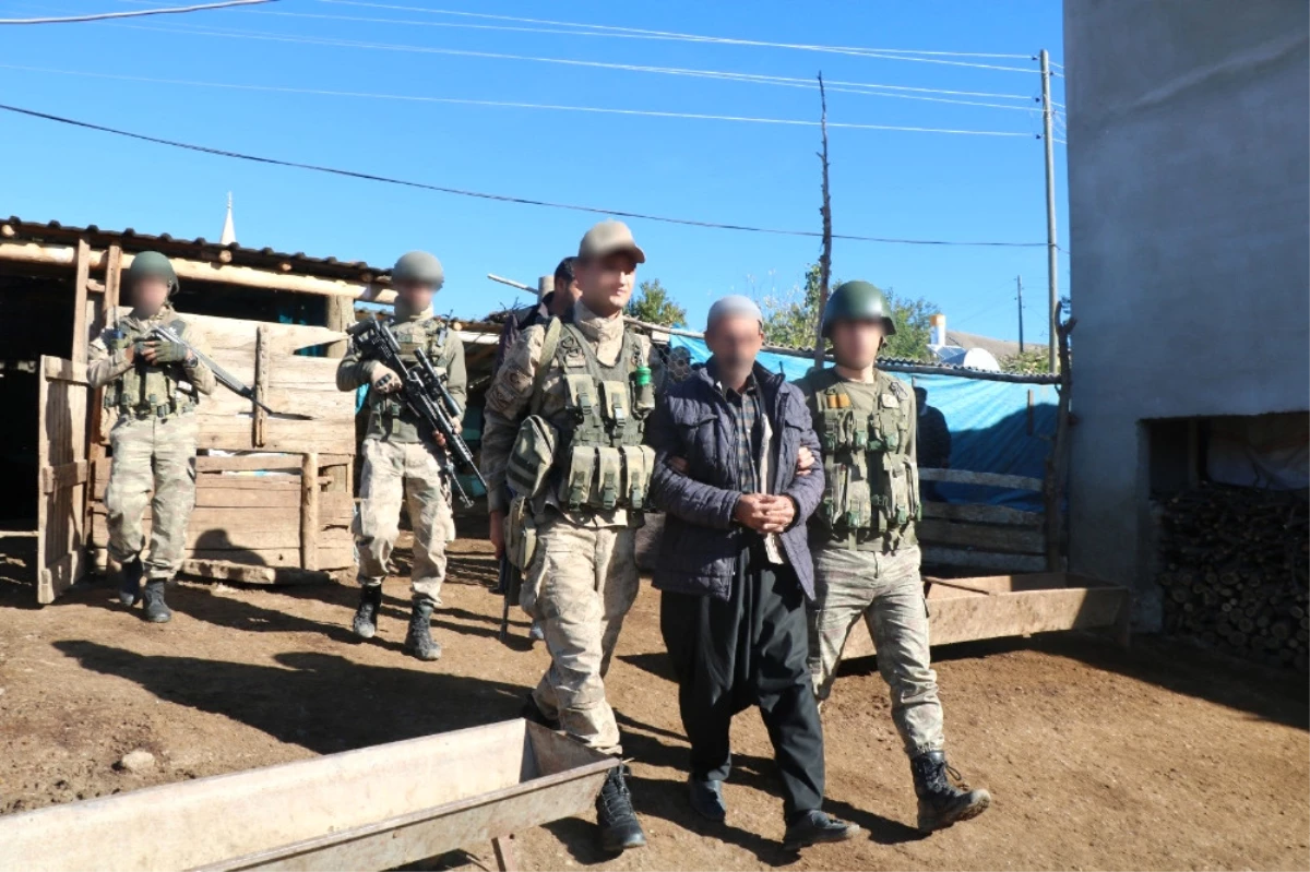 PKK\'ya Dev Operasyon: 74 Gözaltı