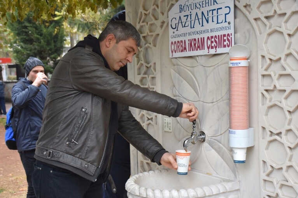 Soğuk Kış Günlerinde İnsanın İçini Isıtan Çeşmeler