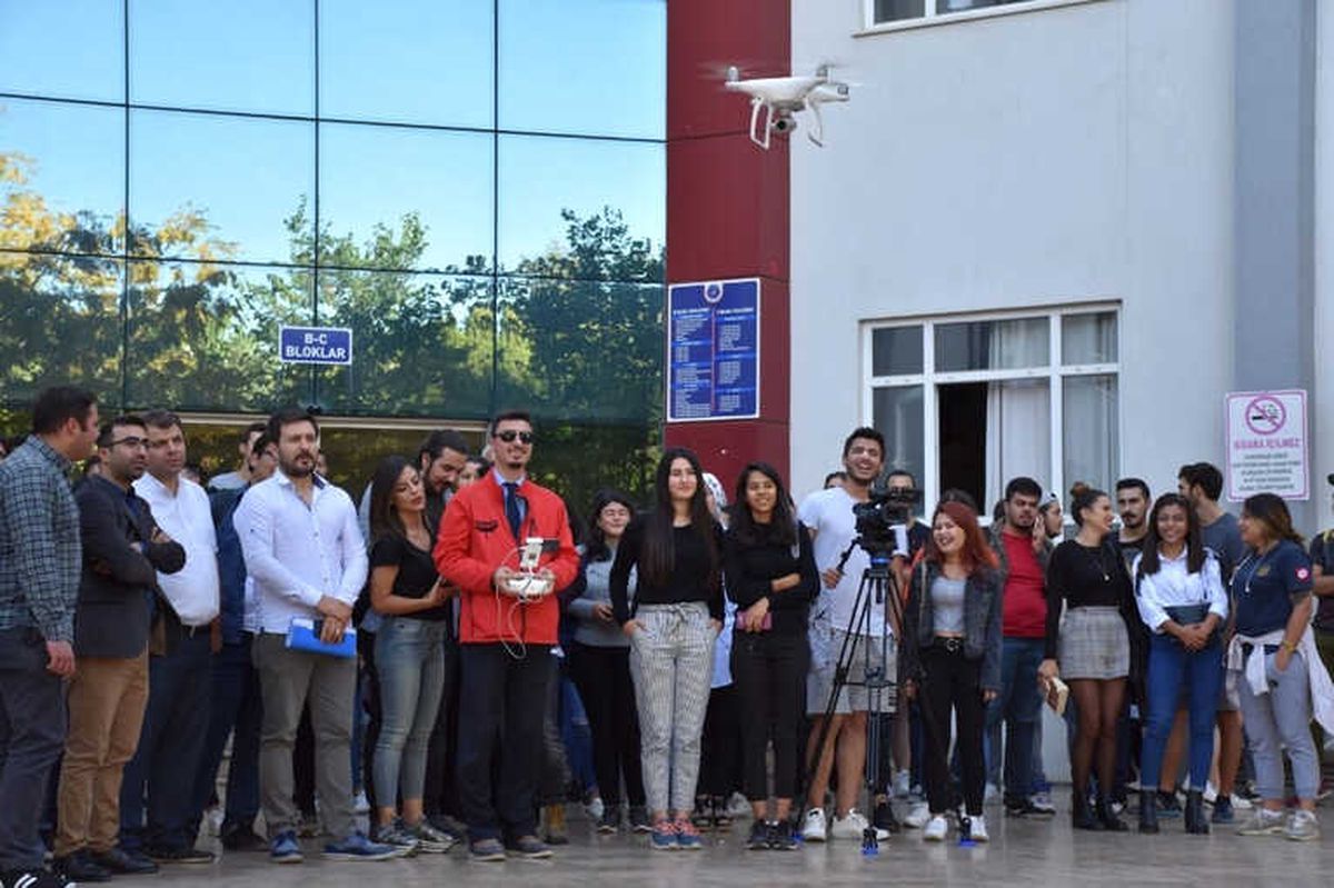 Üniversite Öğrencilerine \'Drone\' Eğitimi