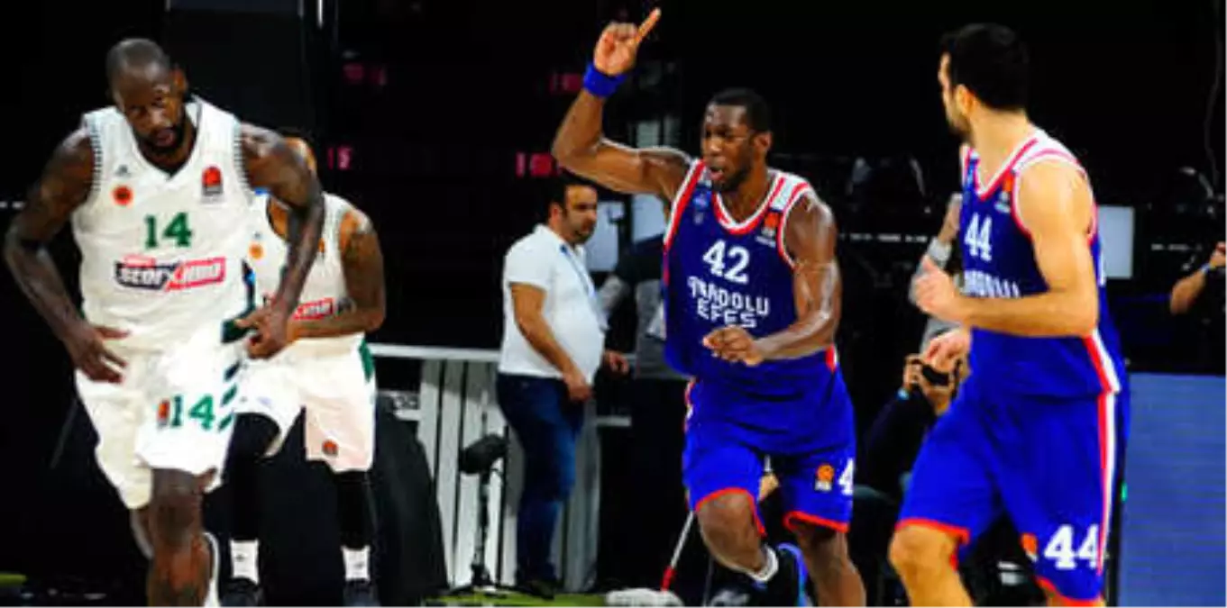 Anadolu Efes - Panathinaikos: 78-62