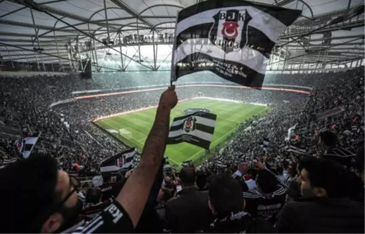 Beşiktaş\'ın Borcu 2.5 Milyar Liraya Dayandı