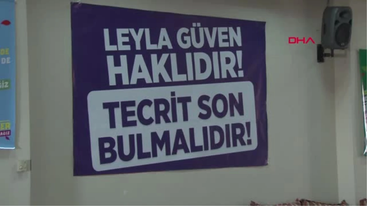 Diyarbakır Hdp\'liler Öcalan İçin Açlık Grevi Başlattı