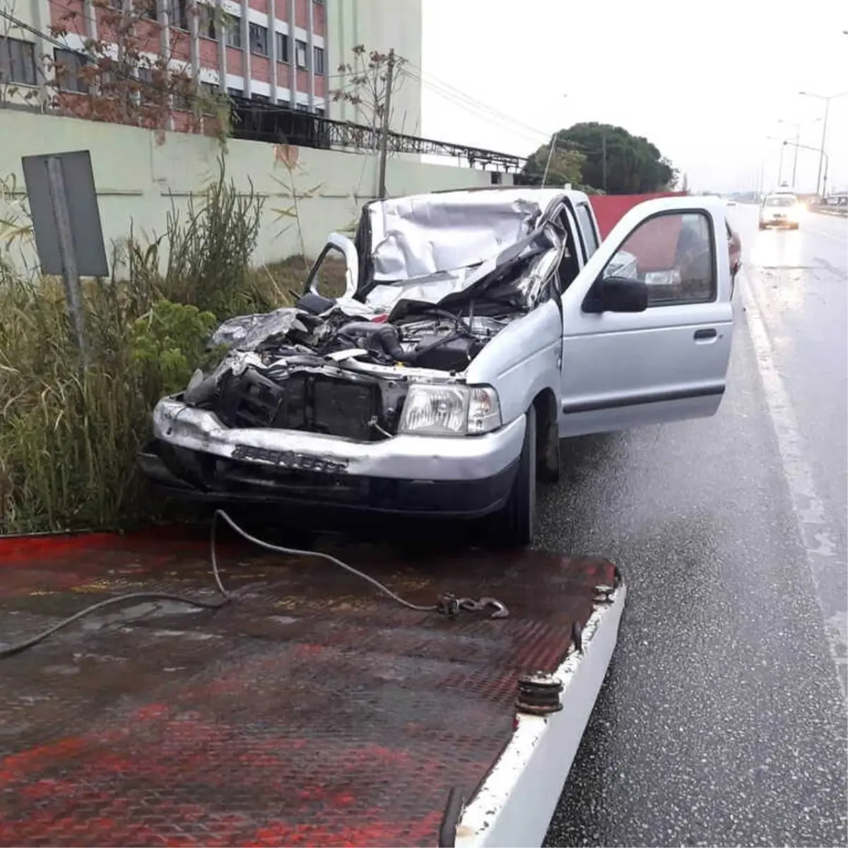 Hurdaya Dönen Araçtan Sağ Çıktı