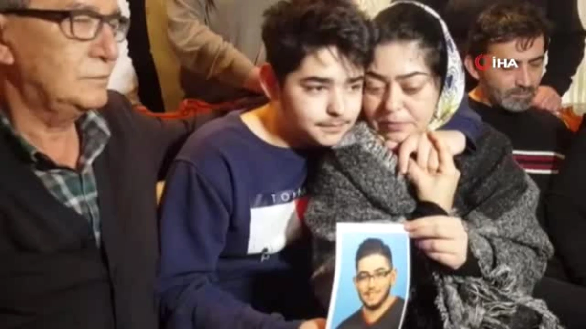 Kahraman Türk Gencinin Annesi Almanlara Seslendi: "Benim Oğlum Unutulmasın"