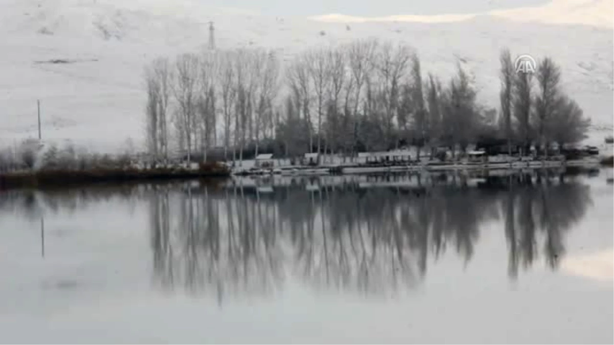 Kar Yağışıyla Yayla Dönüşü Başladı