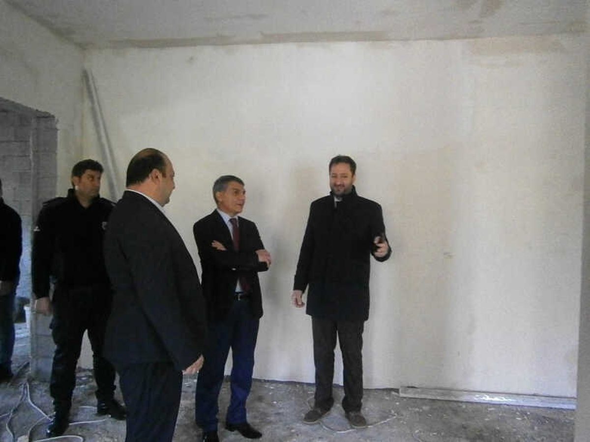Kaymakam Özkan, Cami İnşaatında İncelemelerde Bulundu