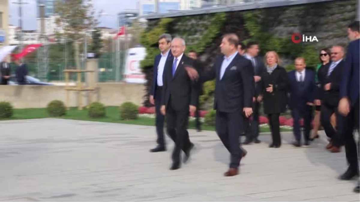 Kılıçdaroğlu, 44 Dönümlük Maltepe Cumhuriyet Parkı\'nı Ziyaret Etti