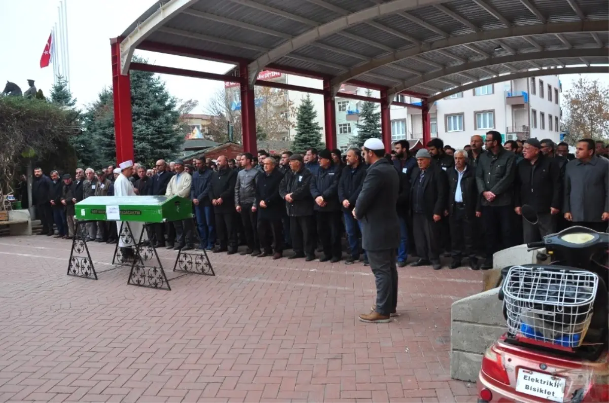 Ölü Bulunan Zabıta Memuru, Son Yolculuğuna Uğurlandı