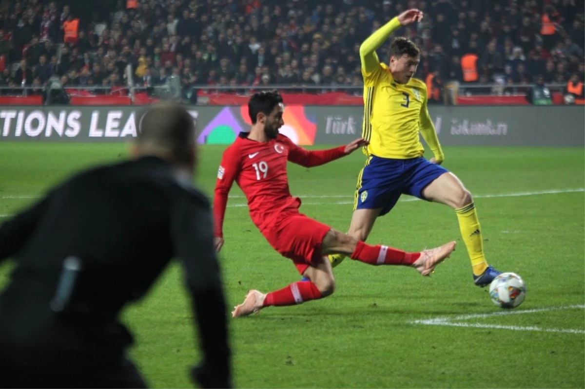 UEFA Uluslar Ligi: Türkiye: 0 - İsveç: 0 (İlk Yarı)