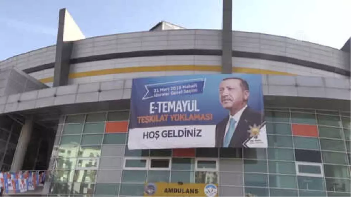 AK Parti\'de Temayül Yoklaması