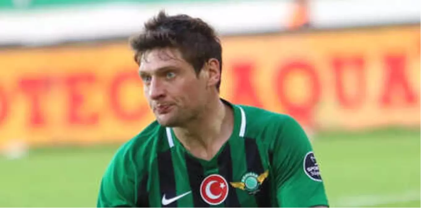 Akhisarspor\'da Seleznyov Suskun Kaldı