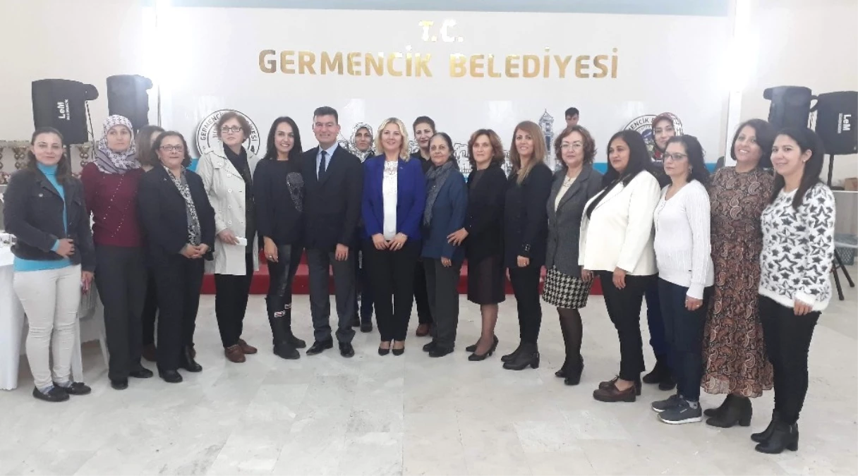 Başkan Akın, MHP\'li Kadınlarla Buluştu