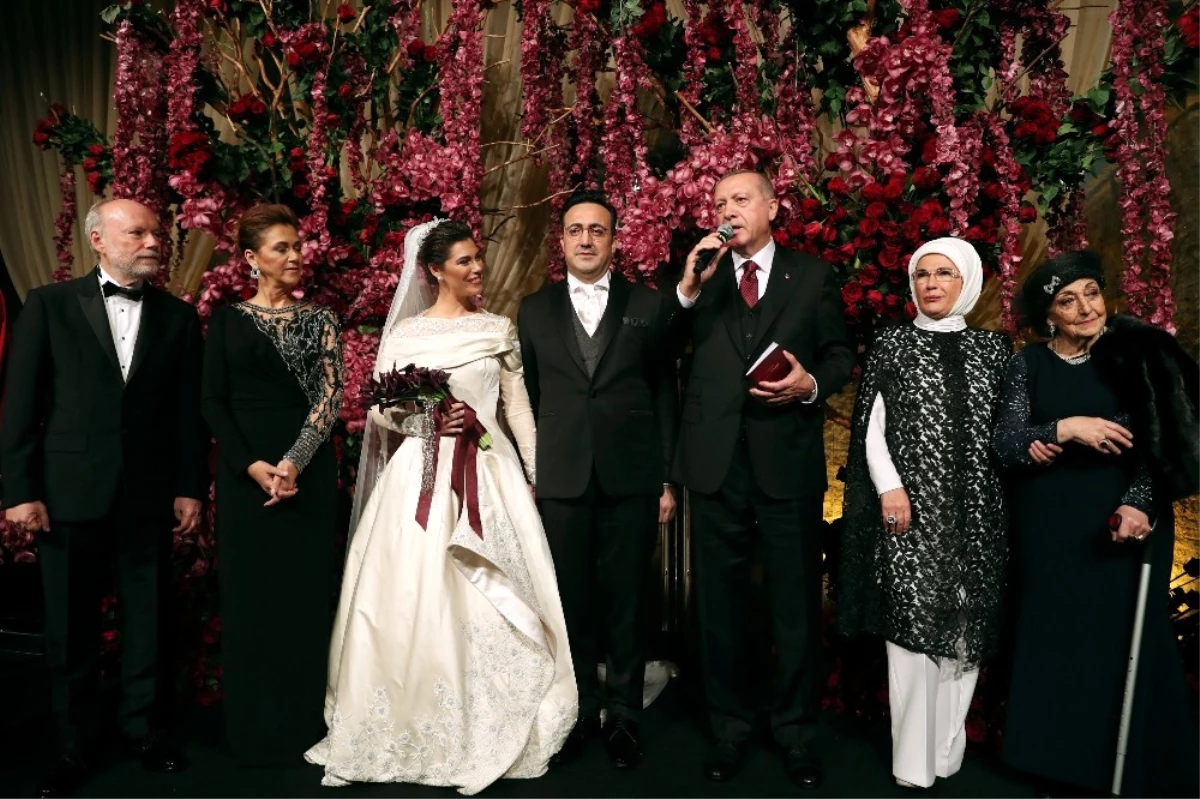 Cumhurbaşkanı Erdoğan, İlker Aycı\'nın Nikah Şahidi Oldu