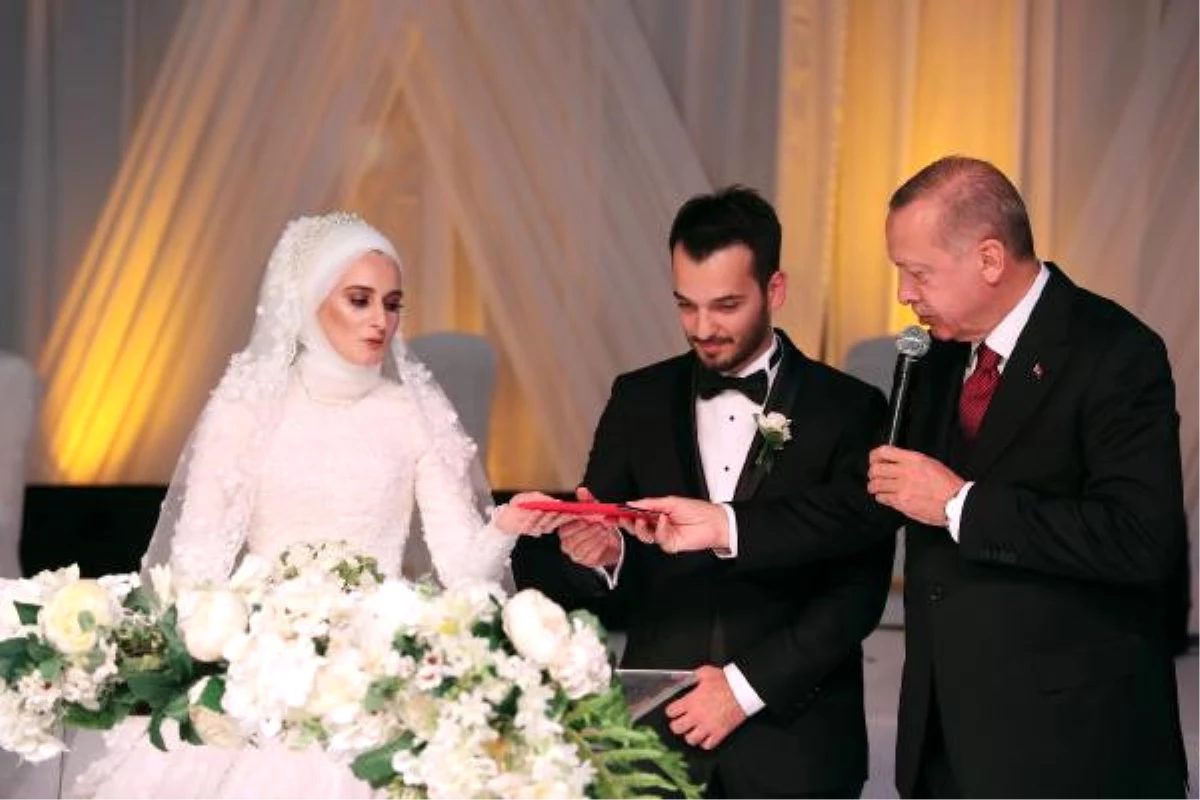 Cumhurbaşkanı Erdoğan Nikah Şahitliği Yaptı