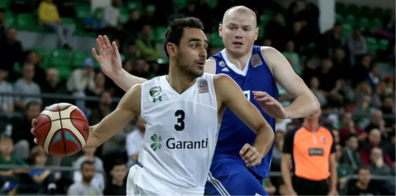 Darüşşafaka Tekfen-İstanbul Büyükşehir Belediyespor: 93-65