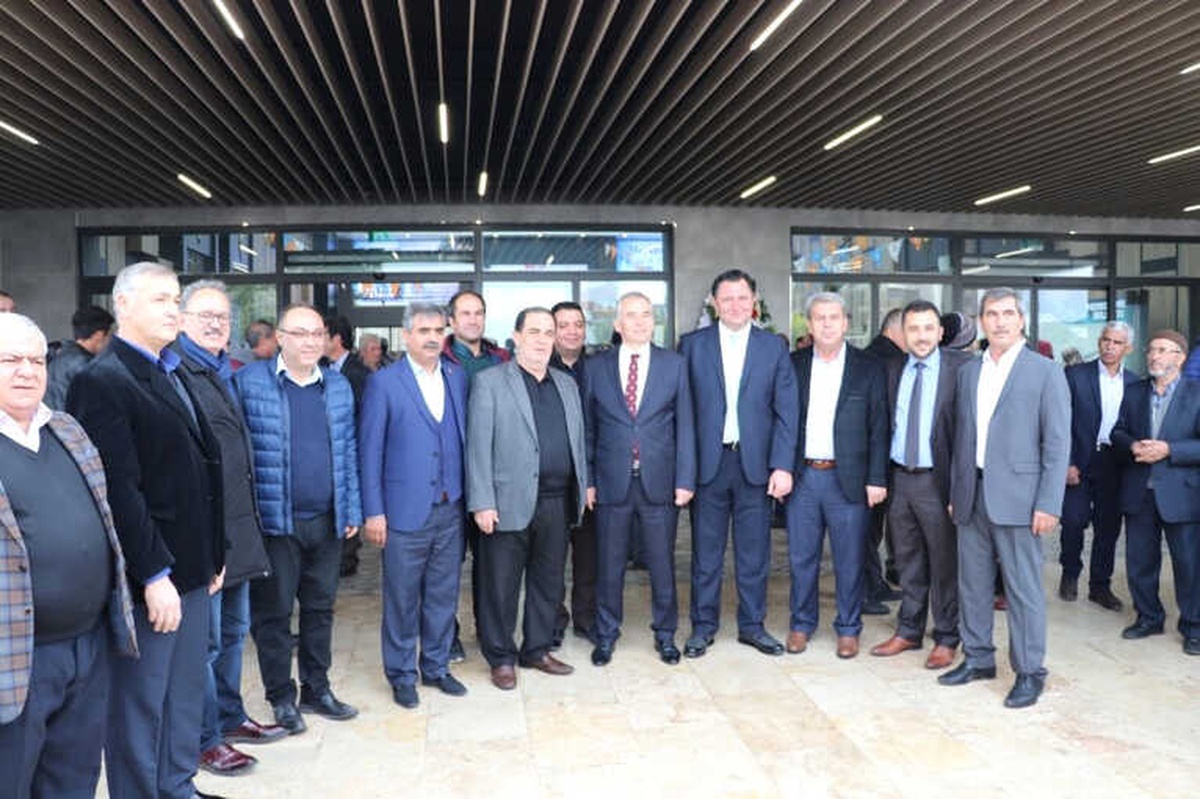 Denizli\'de AK Parti İl Teşkilatı Temayül Yoklaması Yaptı