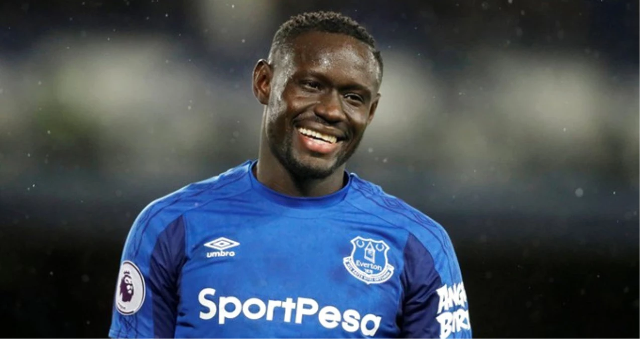 Galatasaray\'dan Everton\'a: Niasse\'yi Verin Parlatalım