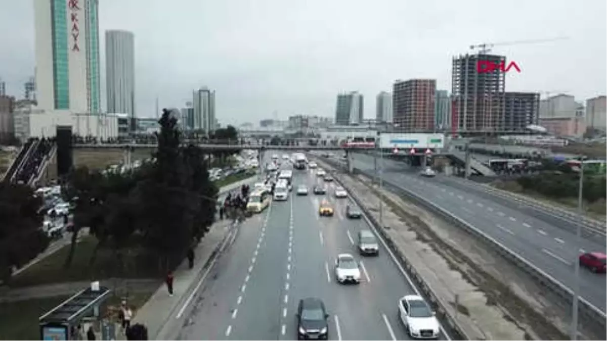 İstanbul Kitap Fuarının Son Gününde Katılım Yoğun Oldu 3