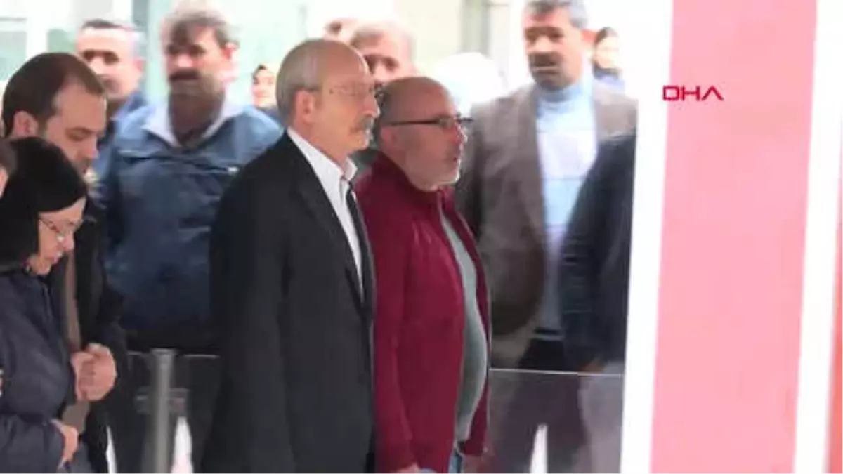 Kılıçdaroğlu, Erdin Bircan\'ın Ailesine Taziye Ziyaretinde Bulunduktan Sonra Konuştu