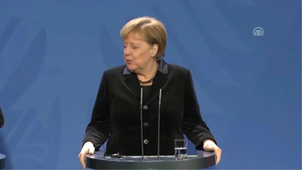 Macron-Merkel Basın Toplantısı - Berlin