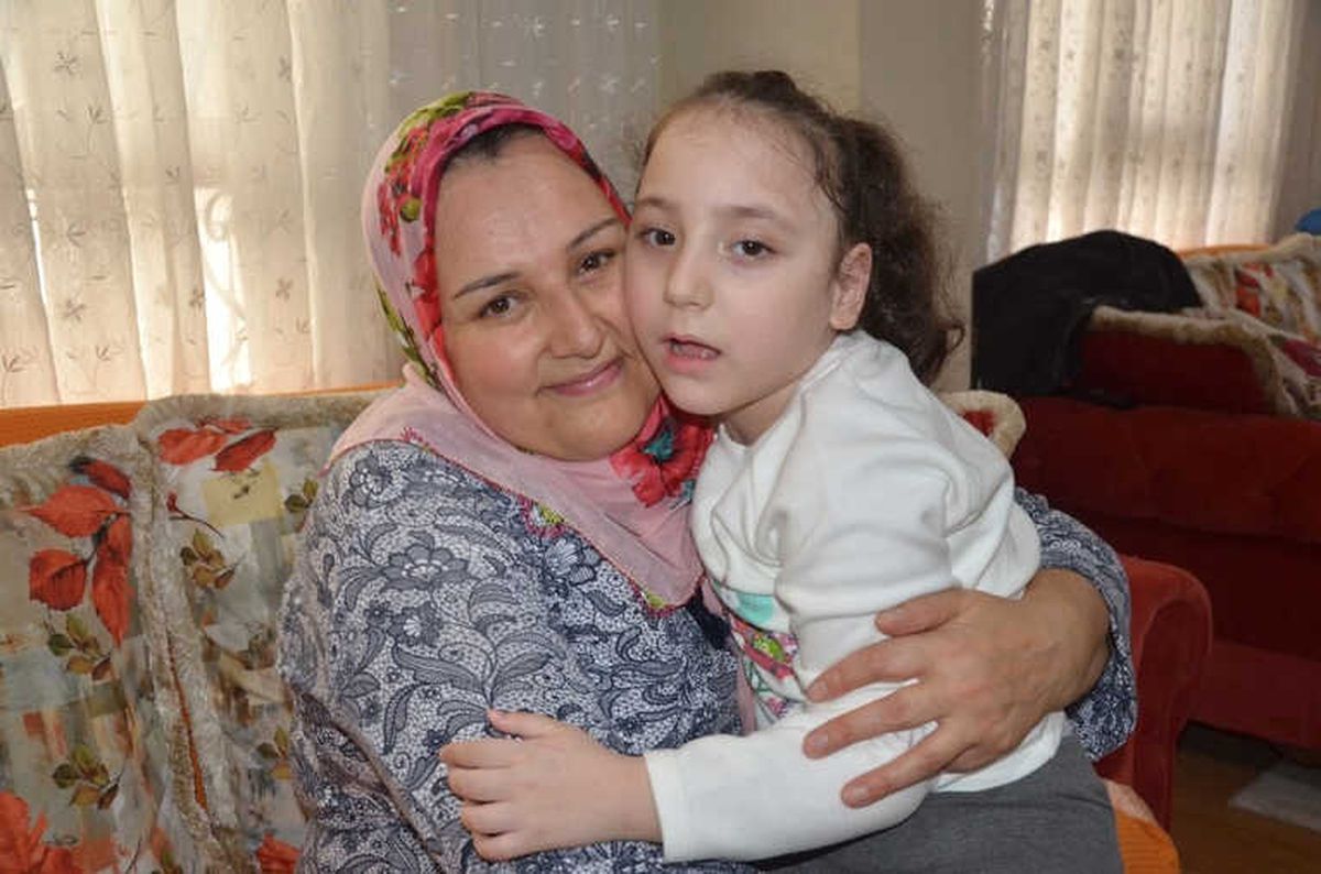 Minik Nazlıcan\'a Devletten Yardım