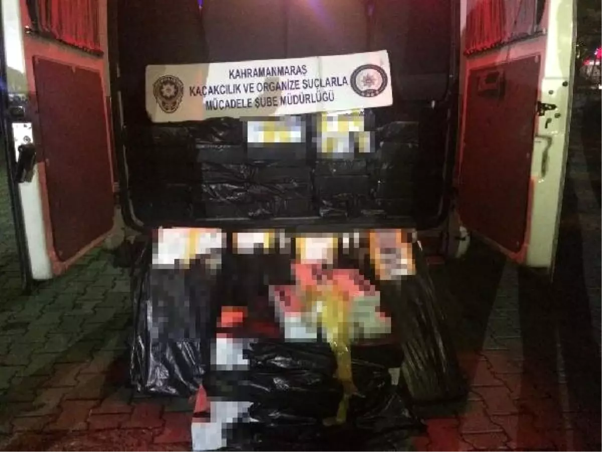 Otomobilde Gümrük Kaçağı 8 Bin 250 Paket Sigara Bulundu