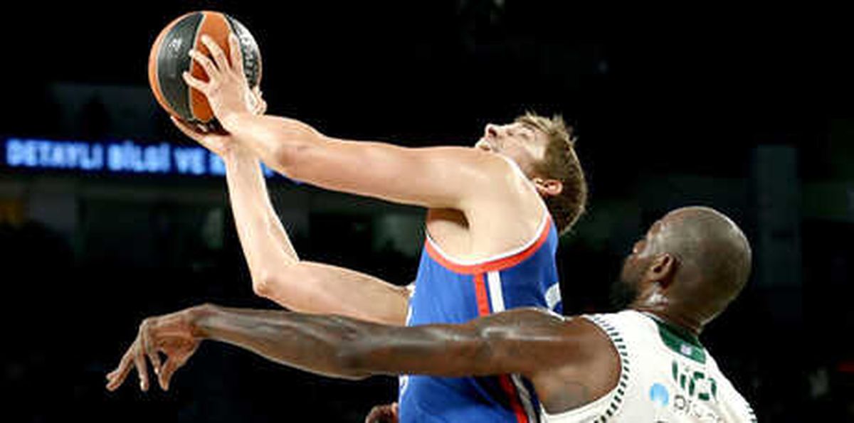 Anadolu Efes\'in Rakibi Maccabi Fox