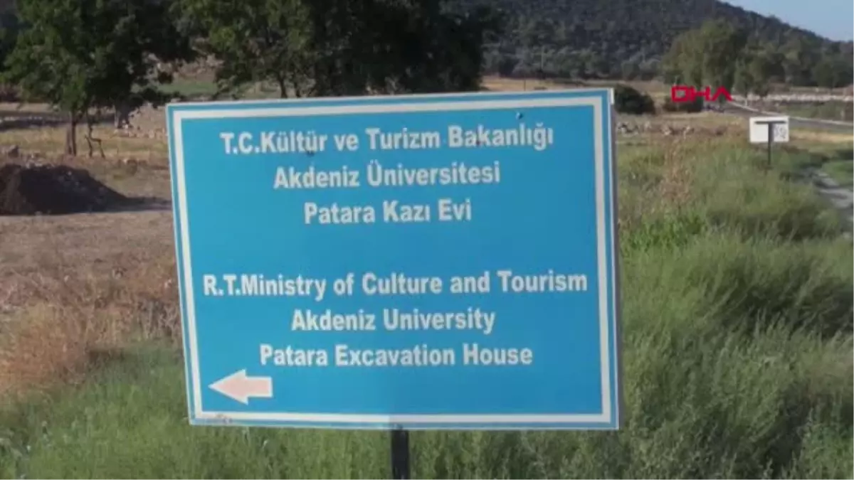 Antalya Patara Antik Kenti\'nde 1000 Yıllık Viking Kılıcı Bulundu