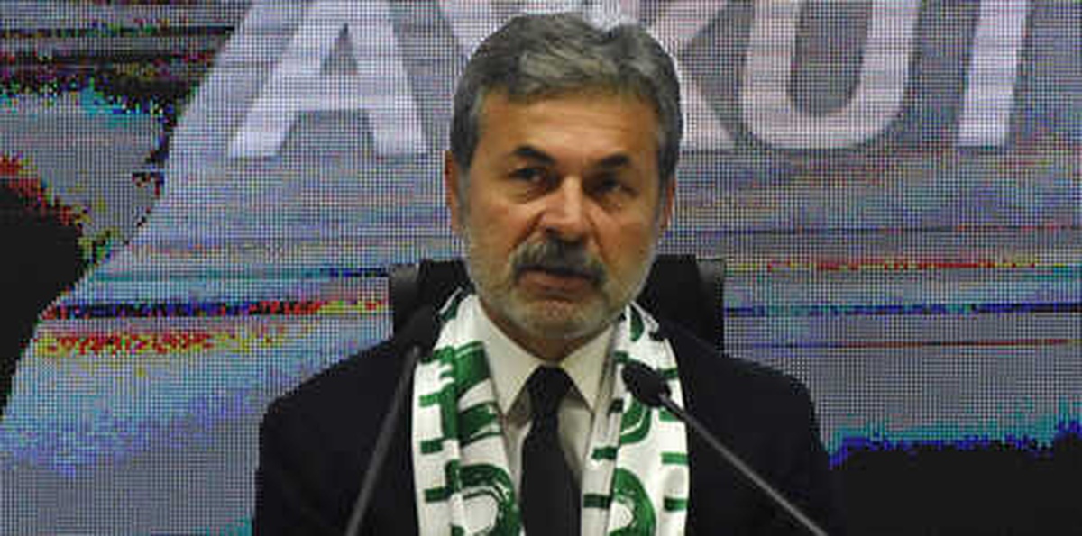 Atiker Konyaspor\'da, Aykut Kocaman İmzayı Attı