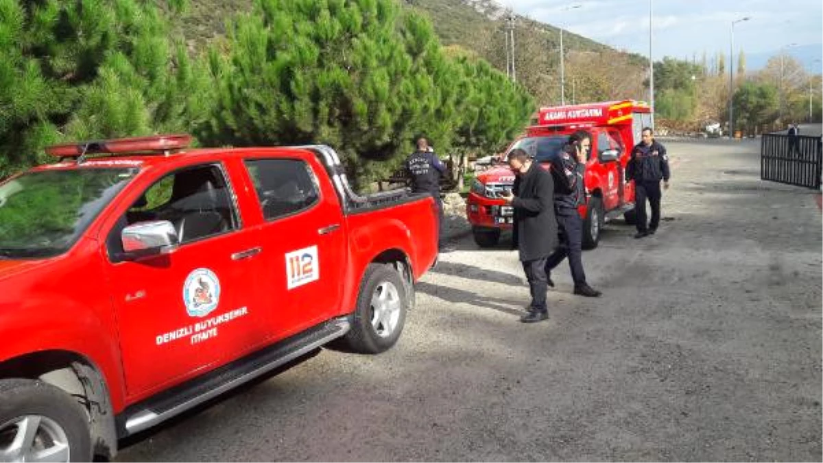 Denizli\'de Eğitim Uçağı Düştü; Pilot ve Öğrencisi Aranıyor (2)