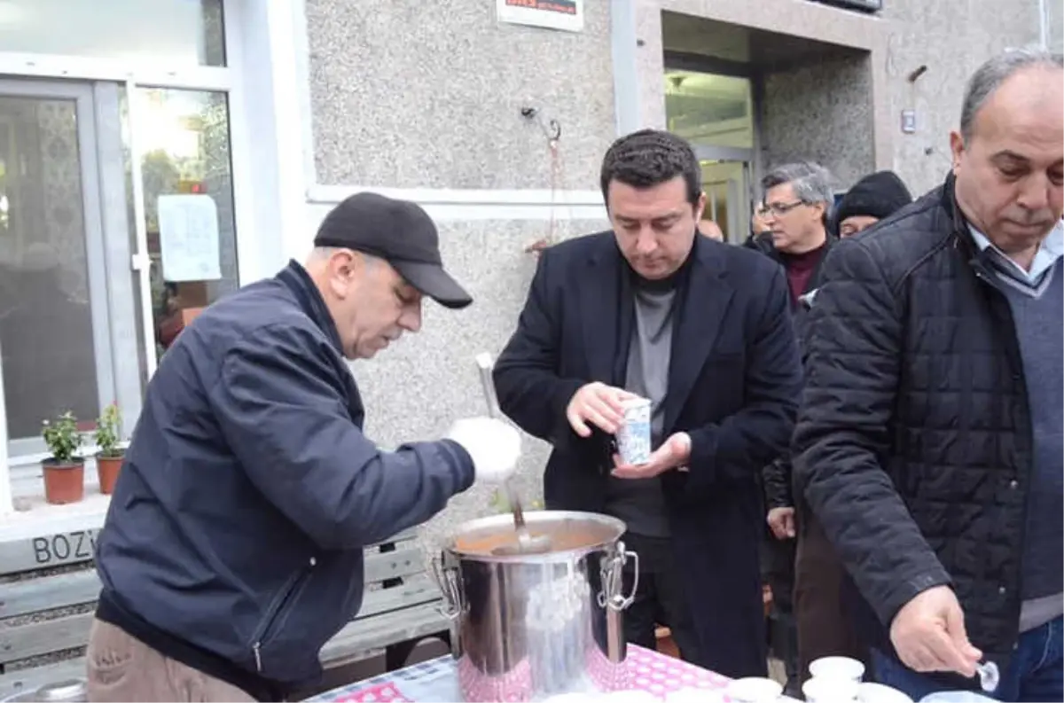 Geleneksel Sabah Namazı Buluşmaları Çarşı Mahalle Gazozcu Camii\'nde Devam Etti