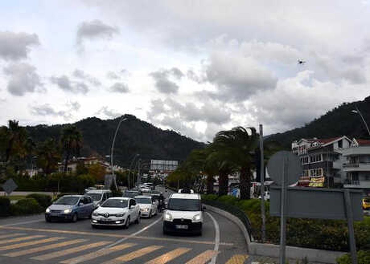 Marmaris\'te Drone ile Trafik Denetimleri Başladı