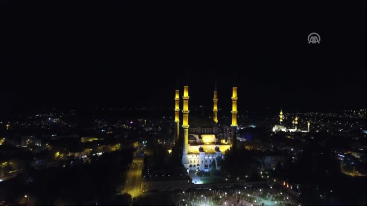 Selimiye\'de Mevlit Kandili Coşkusu - Edirne