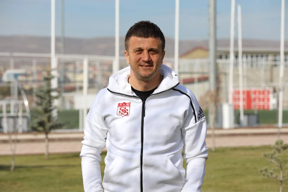 Sivasspor\'un Yeni Teknik Direktörü Belli Oldu