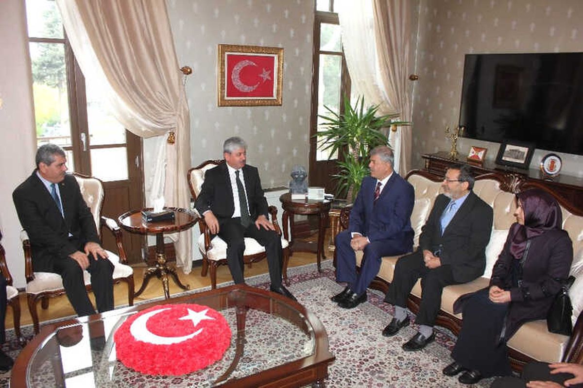Vali Doğan\'a İlk Ziyaret Müftülükten