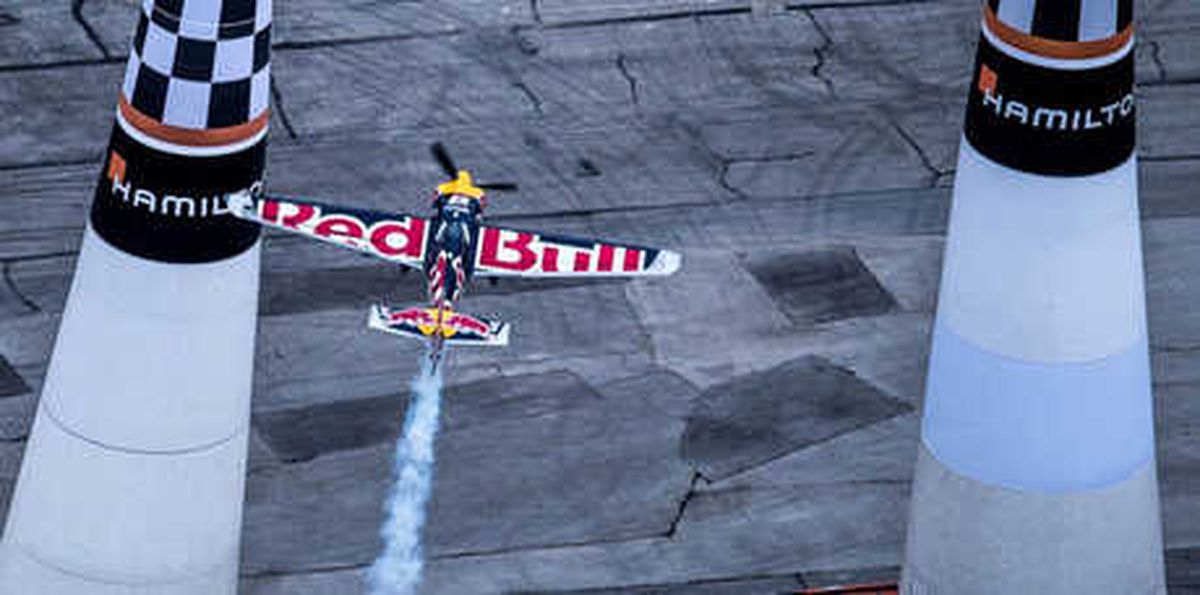 Air Race\'te Martin Sonka İpi Göğüsledi