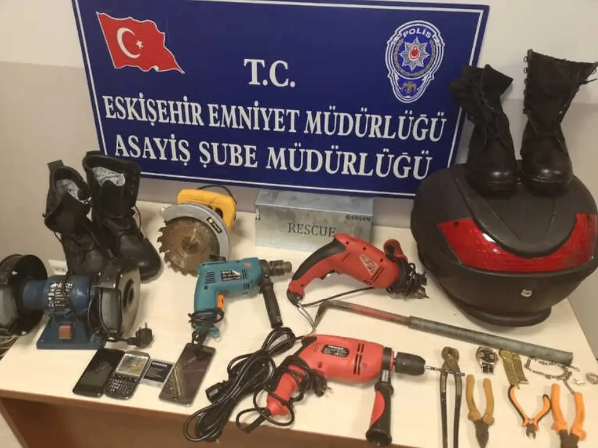 Ev ve İş Yerlerinden Hırsızlık Şüphelileri Yakalandı