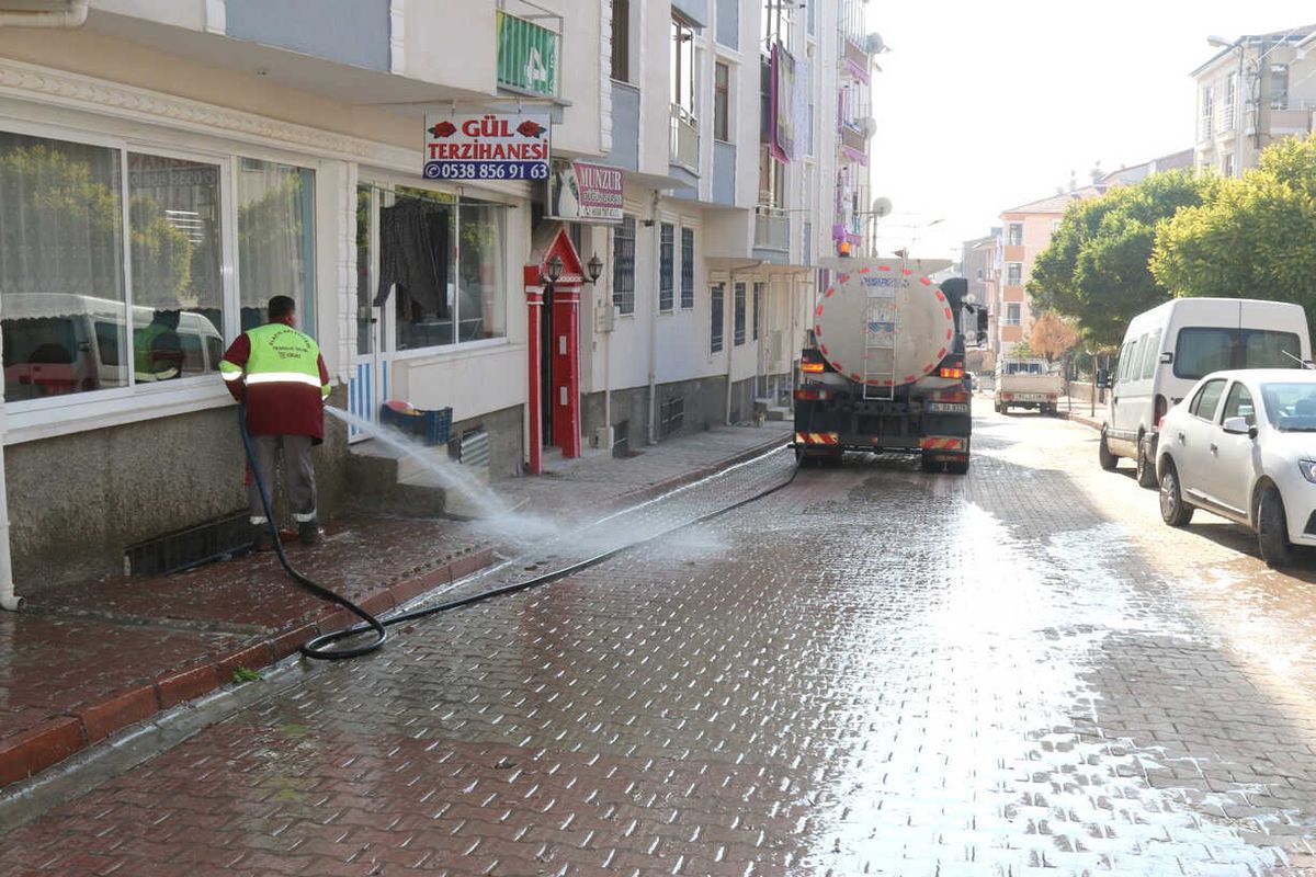 Fevziçakmak Mahallesi\'nde Kapsamlı Temizlik