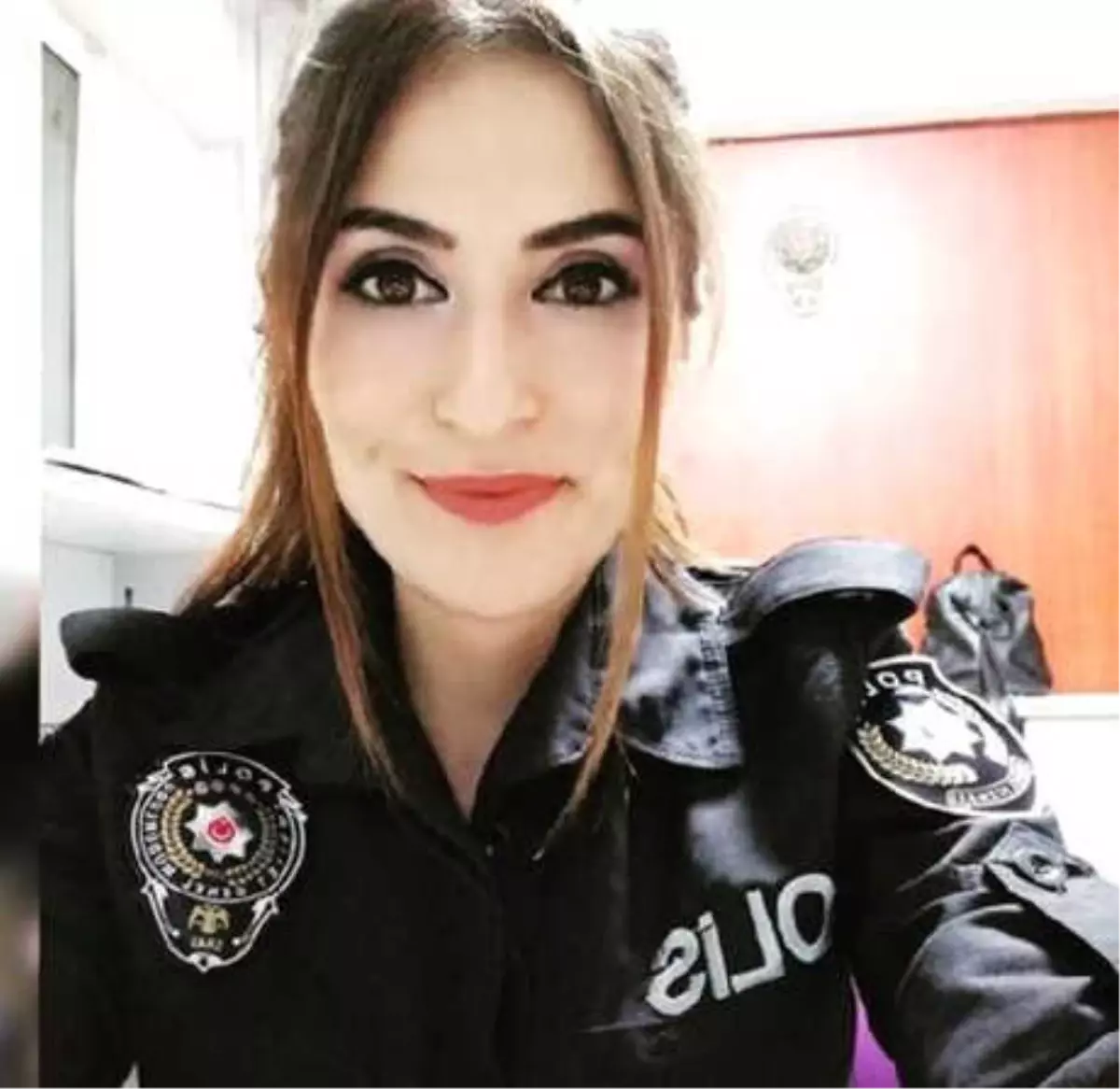 Panelvan Aracın Çarptığı Kadın Polis Ağır Yaralandı