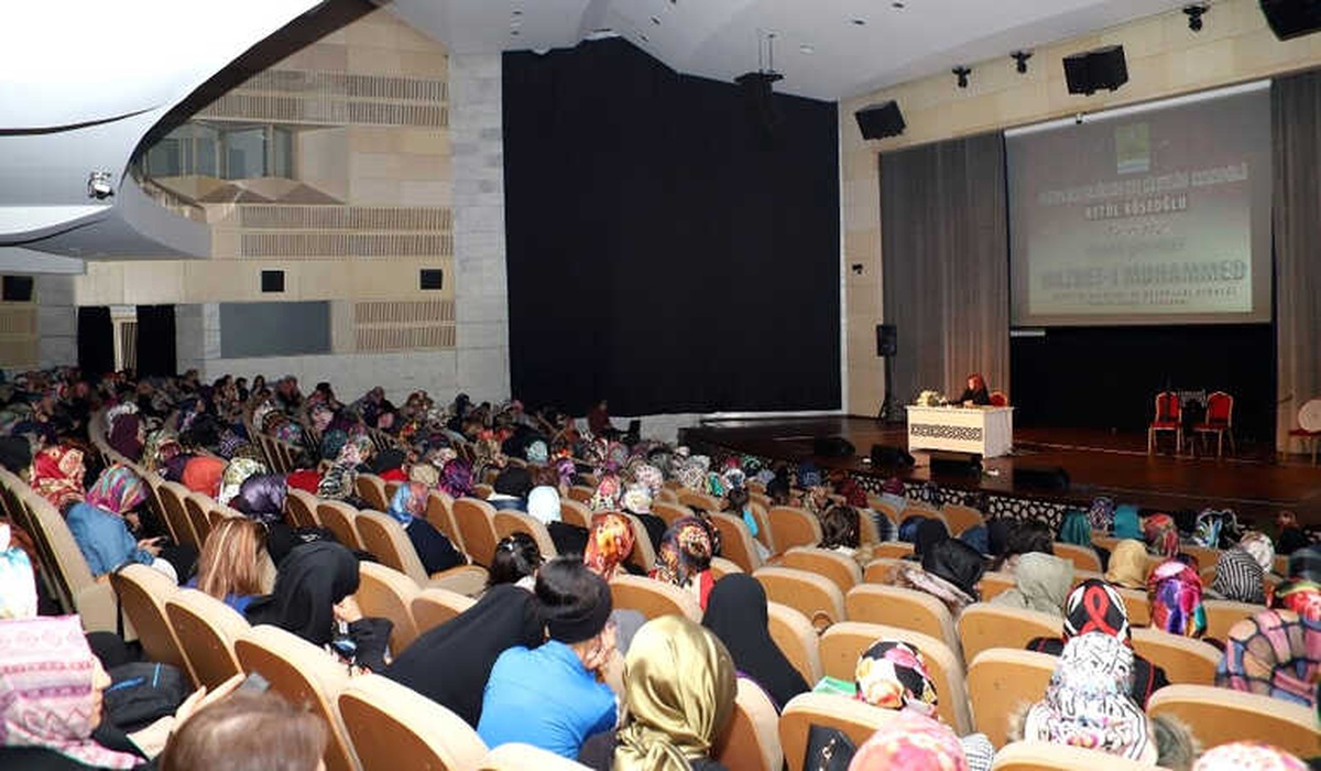 Komek ve Asem\'den "Mevlid-i Nebi En Sevgiliye" Programı