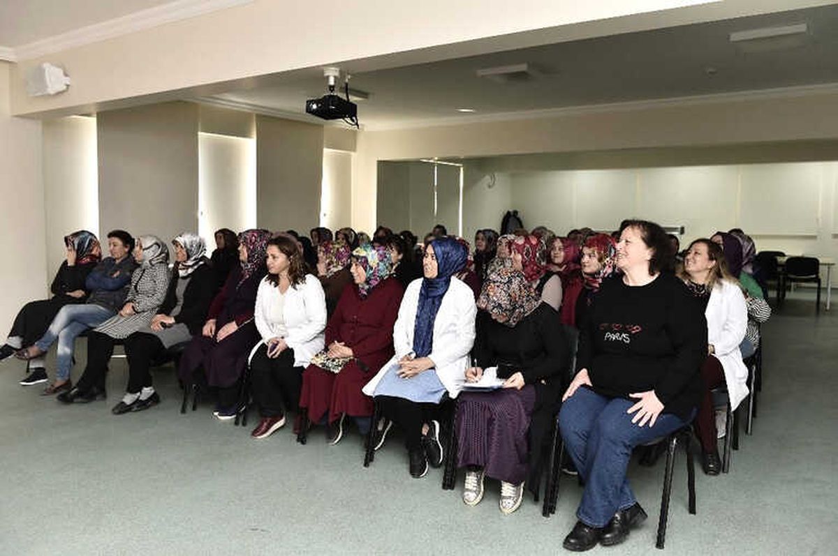 Mamak\'ta Farkındalık Eğitimleri Devam Ediyor