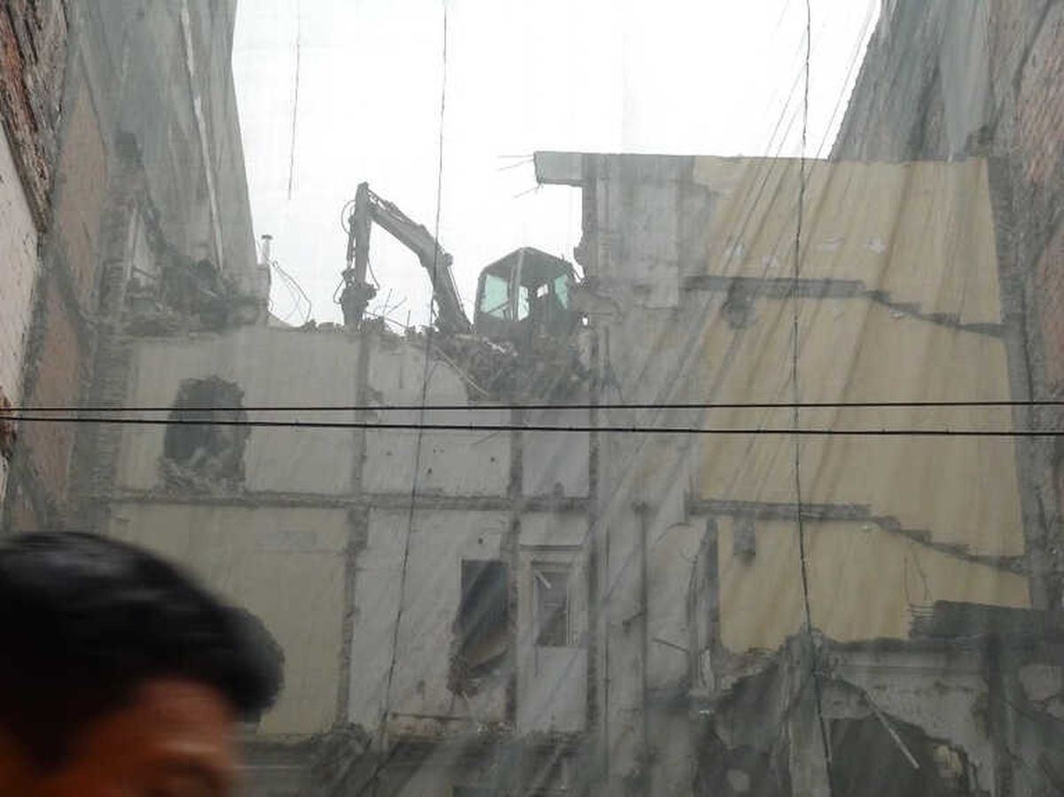İstiklal\'de Toz Bulutu