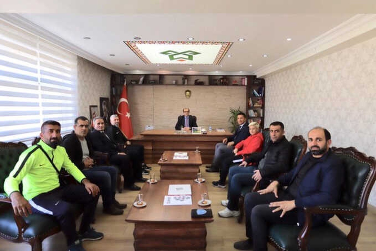 Spor Camiasından Kaymakam Ayca\'ya Teşekkür Ziyareti